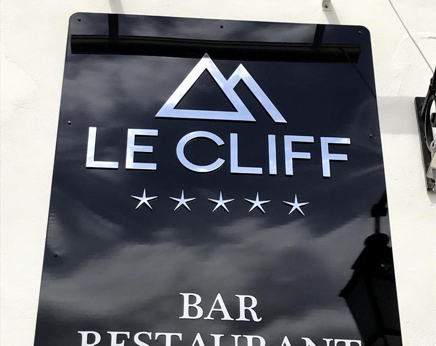 Enseigne Le Cliff